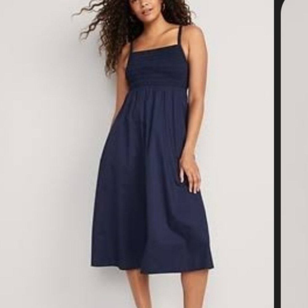NWT Old Navy Fit And Flare Cotton Poplin Smocked Cut Out Back Cami Midi Dress